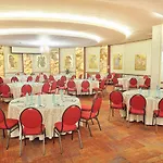 Отель Continental Forum