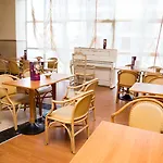 Continental Forum Отель 4*