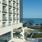 Continental Forum Отель Констанца