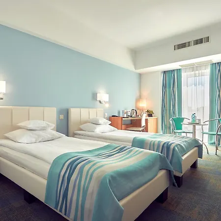 Continental Forum Szálloda