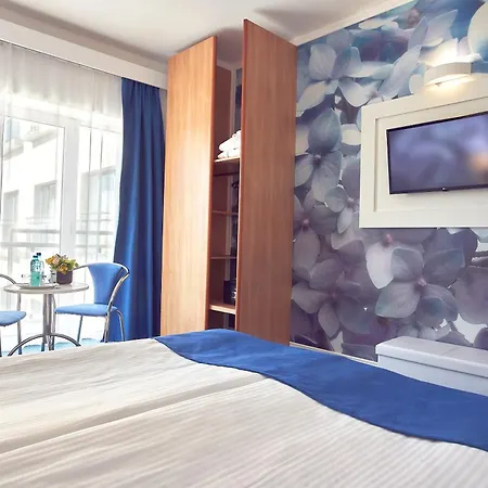 Szálloda Continental Forum