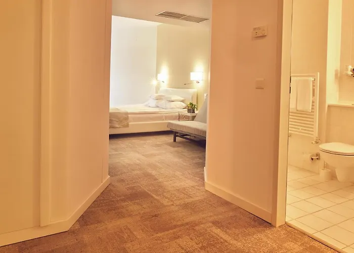 Szálloda Continental Forum