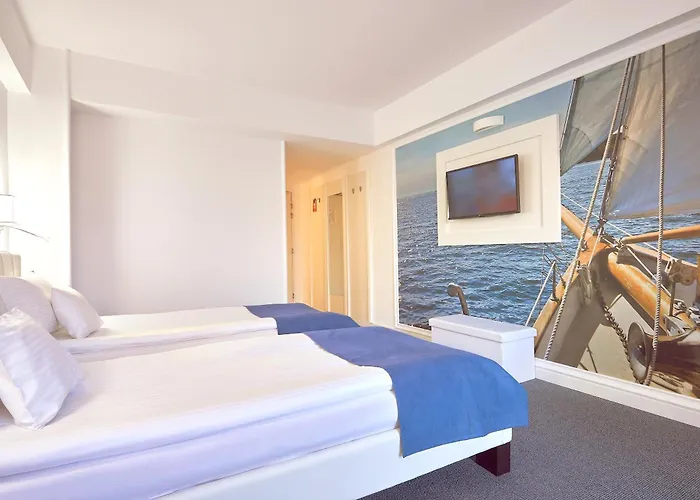 Continental Forum Szálloda 4*