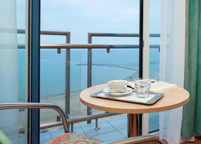 Continental Forum Szálloda 4*