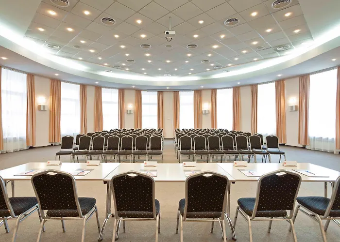 Continental Forum Szálloda