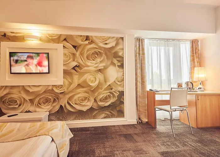 Hotel Continental Forum 4*