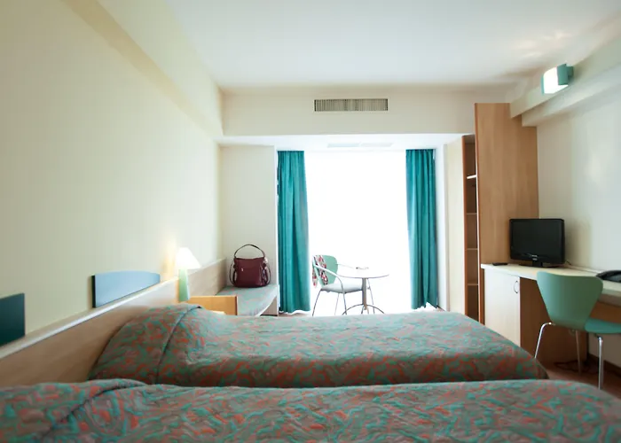 Continental Forum Отель Констанца