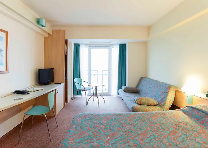 Continental Forum Hotel