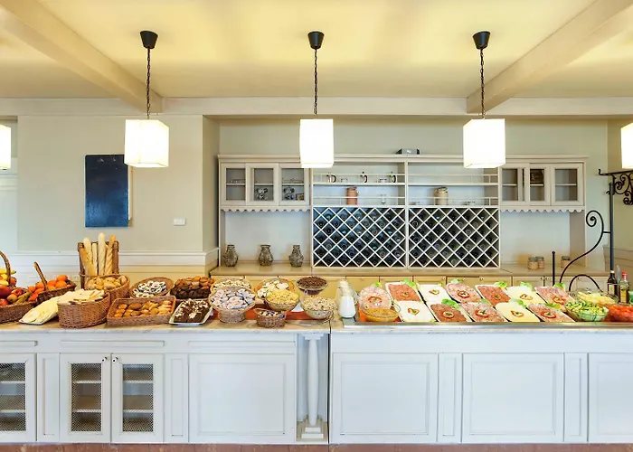 Continental Forum Hotel 4*